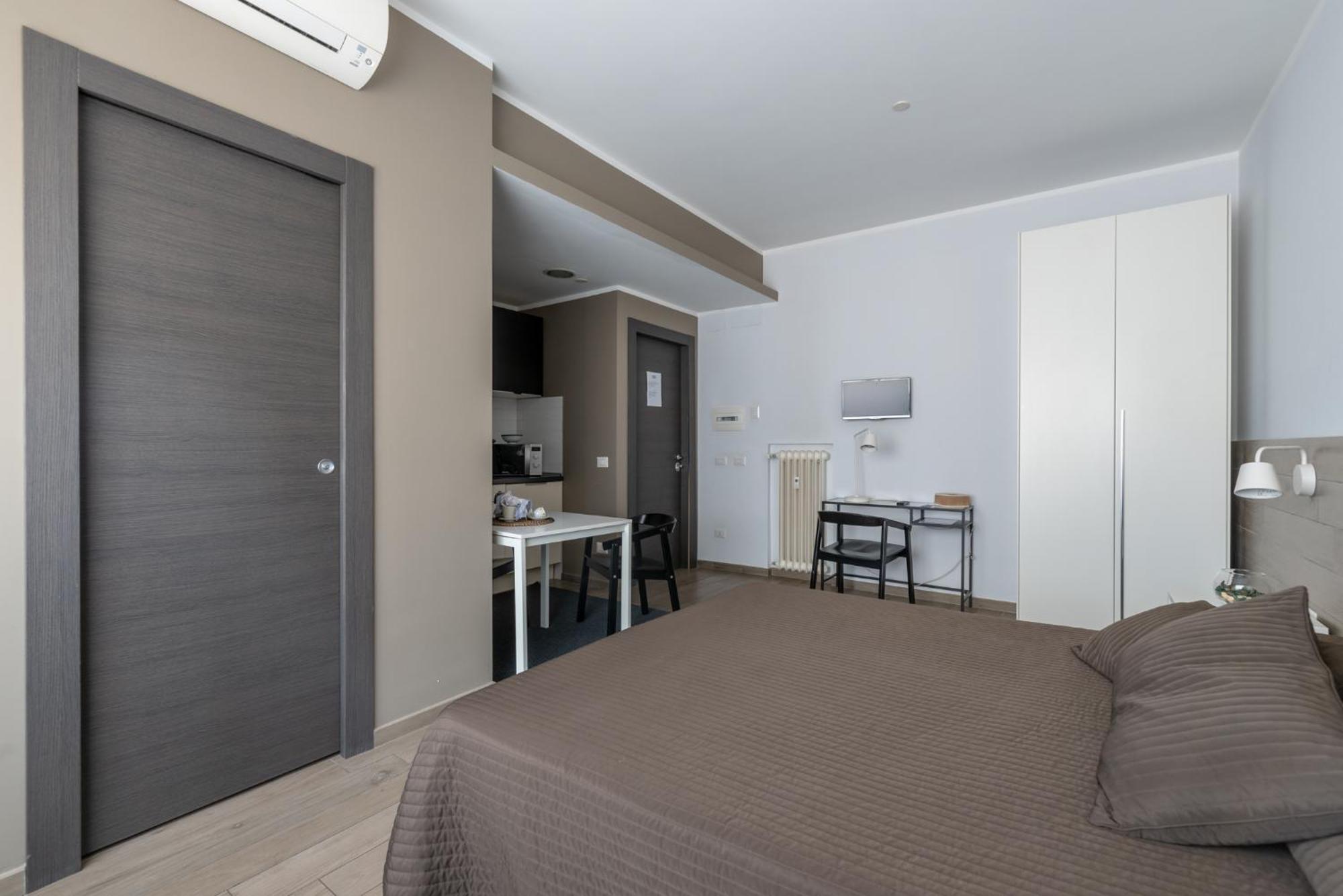 Residenza Conti Apart otel Roma Oda fotoğraf